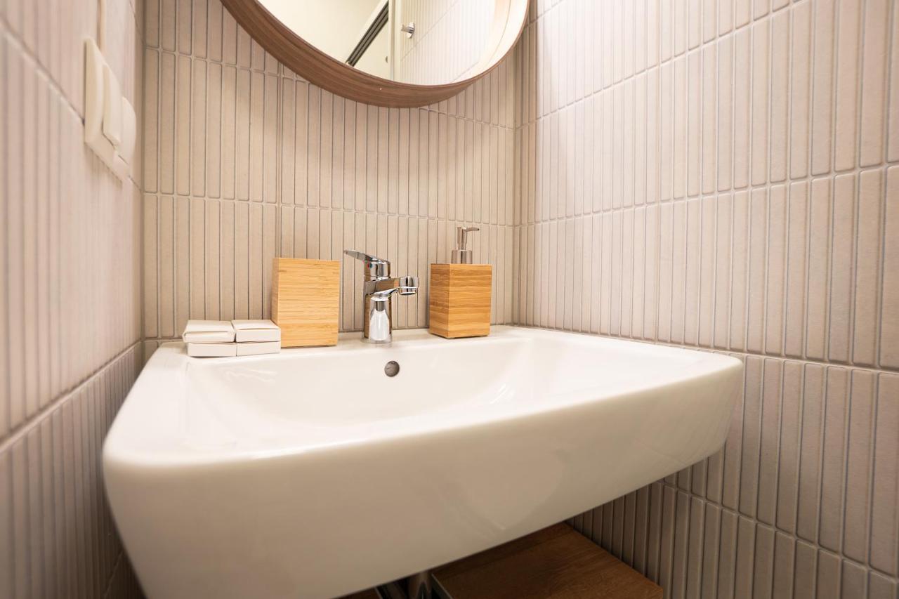 2-Rooms Apartment 10 Min Away From City Center Bécs Kültér fotó