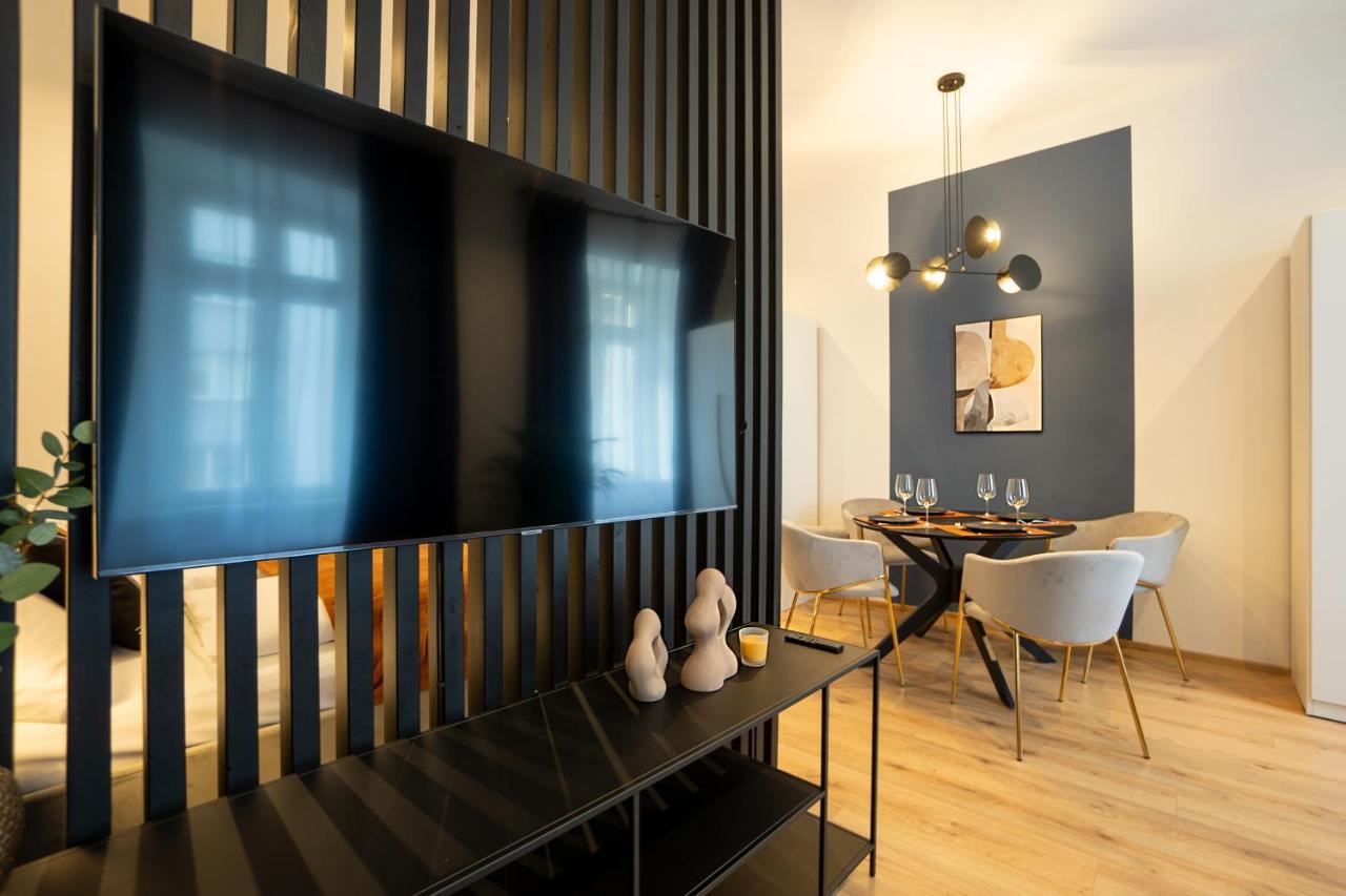 2-Rooms Apartment 10 Min Away From City Center Bécs Kültér fotó